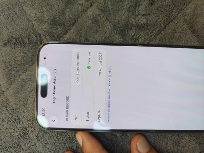 Apple iPhone 16 Pro Max 4