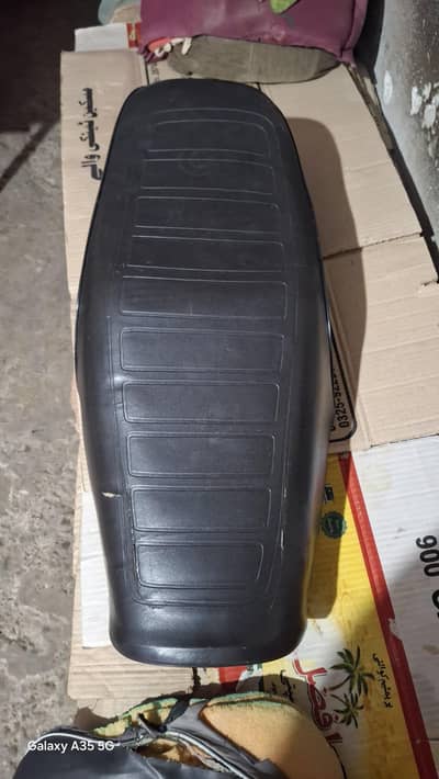 125 Honda seat cover original used