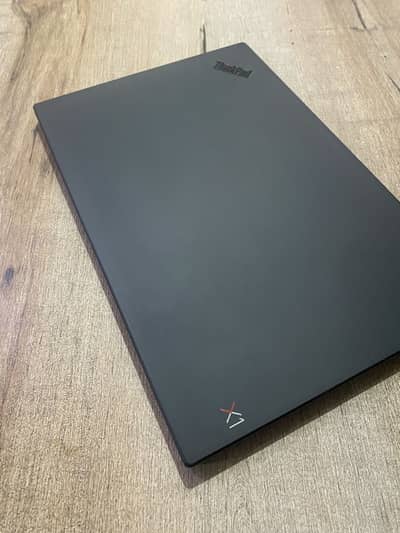 Lenovo X1 Carbon 7th Gen i5-8365U 16/256