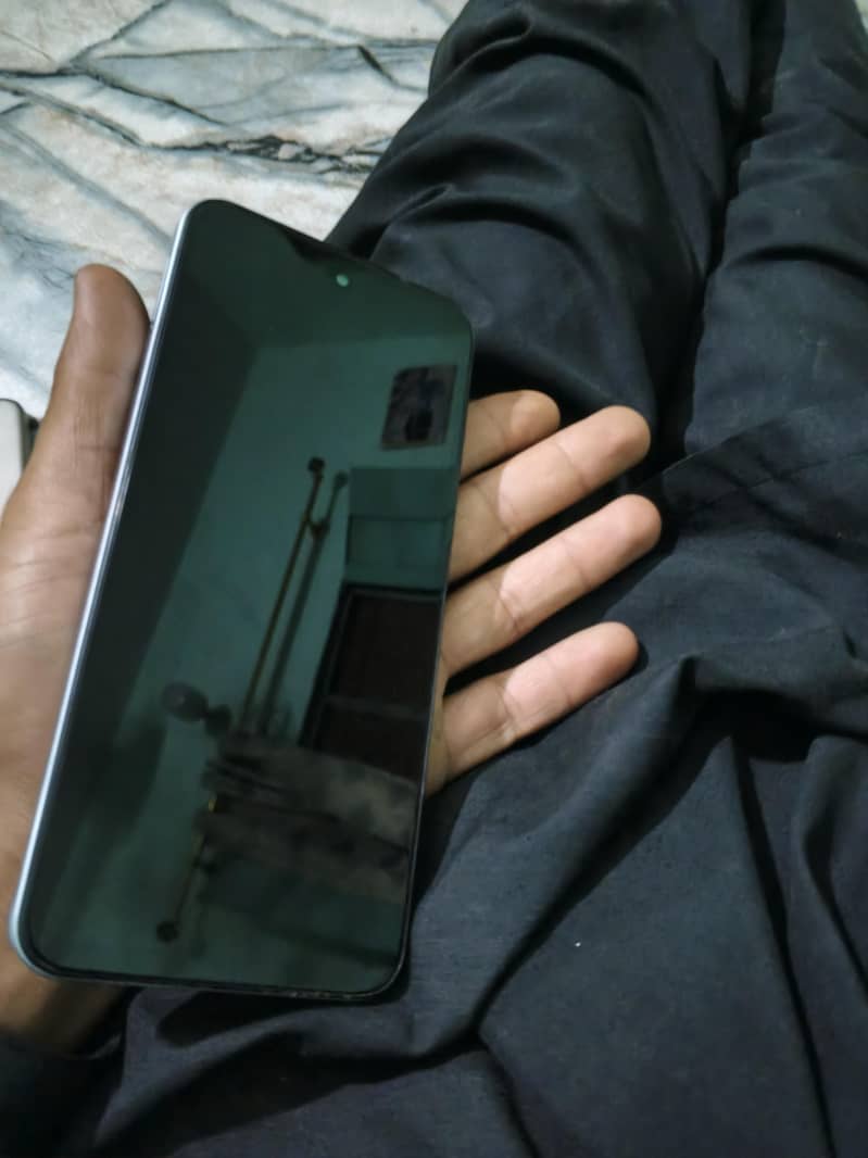 Apple iPhone 13 1