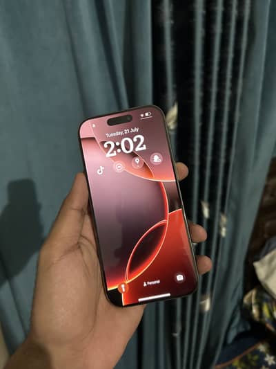Apple iPhone 16 Pro