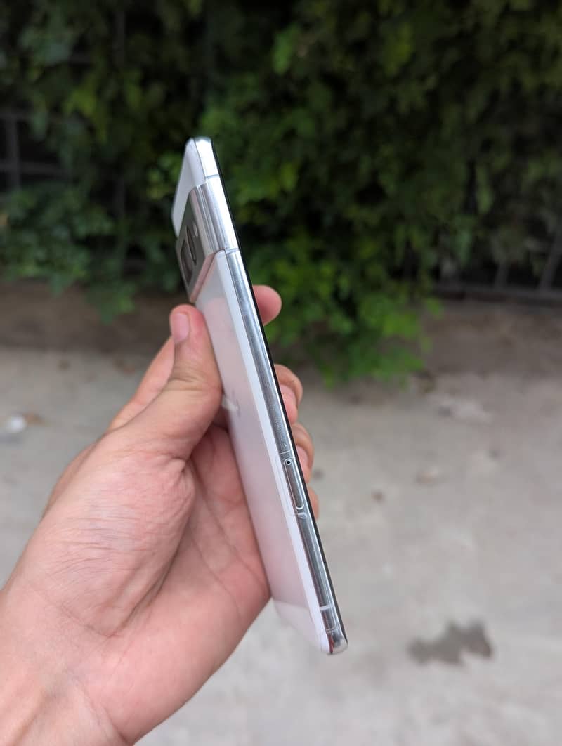 Google Pixel 7 Pro 6