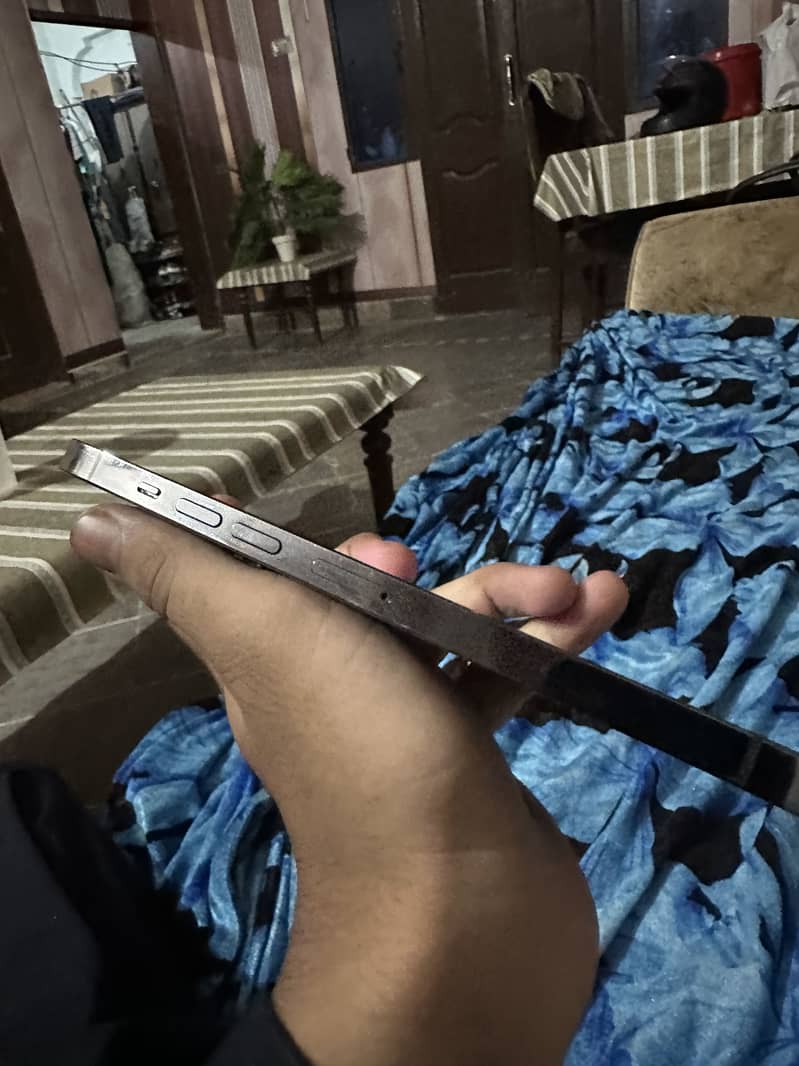 Iphone 13 pro max 1