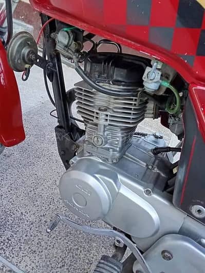Honda deluxe 125 cc engine shocks and other spare parts