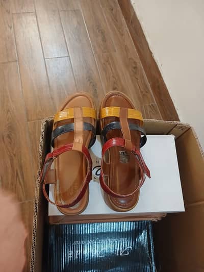 multi colour sheen app sandles