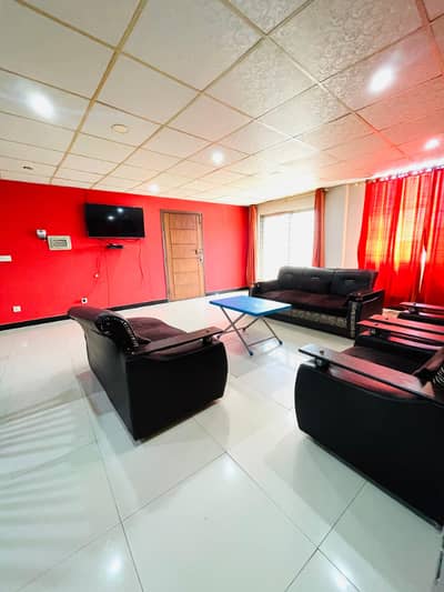 2bed full floor for family fully luxury furnished available for rent in bahria town phase 4 Civic centre main circle