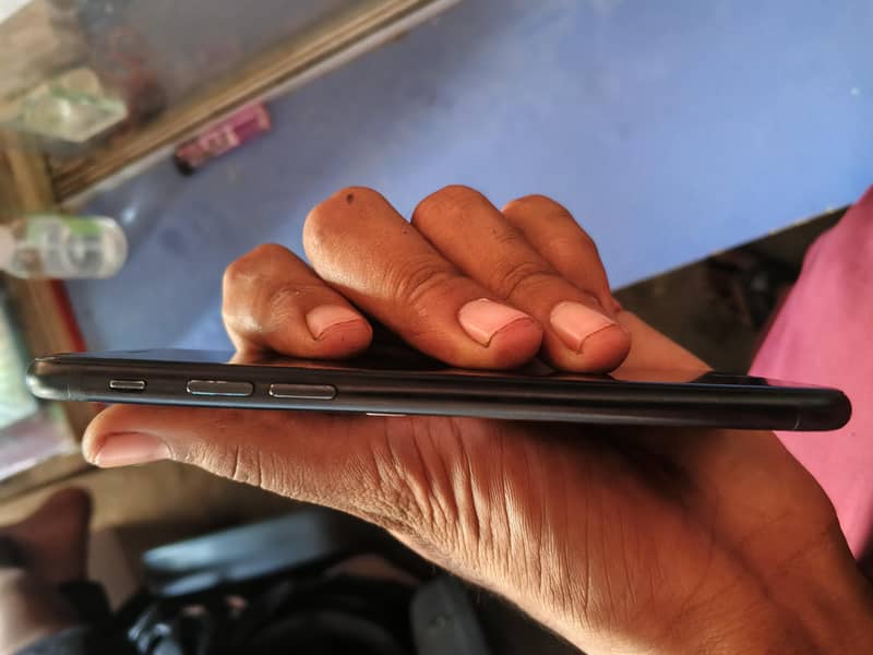 Apple iPhone 7 0