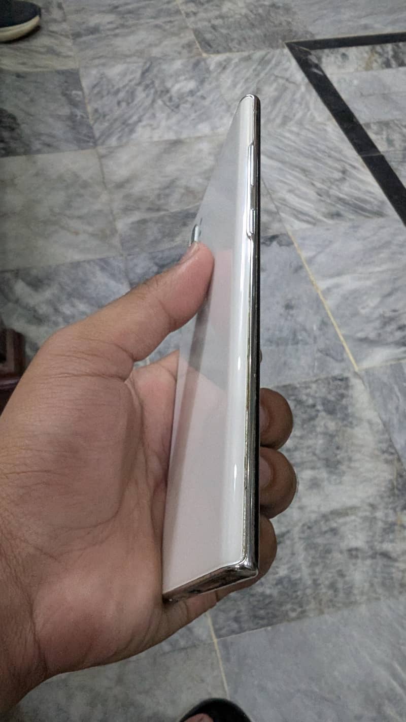 Samsung Mobile Note 10 Plus 2