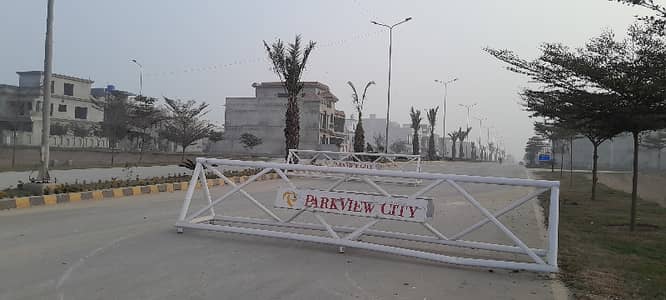 On Excellent Location 5 Marla Residential Plot For sale Available In Park View City