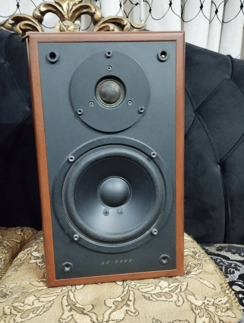 DENON SC-E202 (Studio Monitors Passive) 2