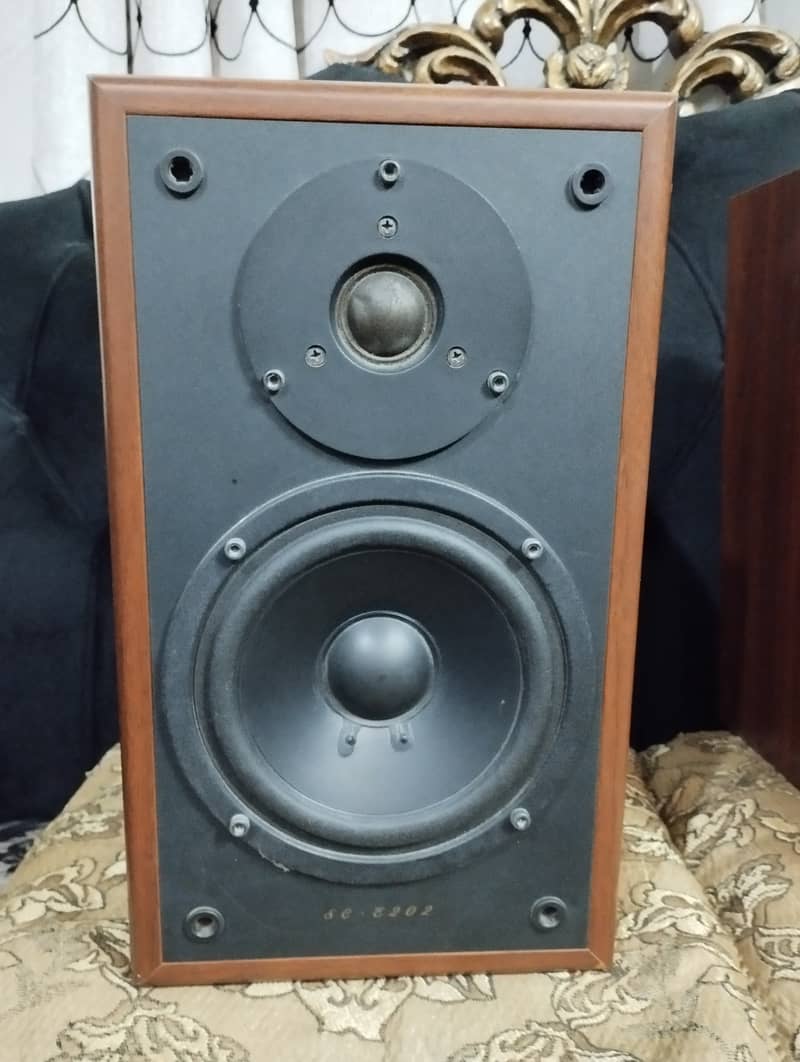 DENON SC-E202 (Studio Monitors Passive) 3