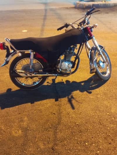 Honda CG 125 2023 Model - Lush Condition - All Documents Clear