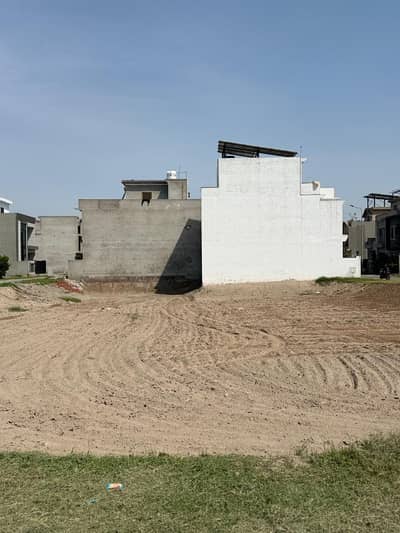 Prime Location 5 Marla Residential Plot For sale In Park View City - Orchard Block