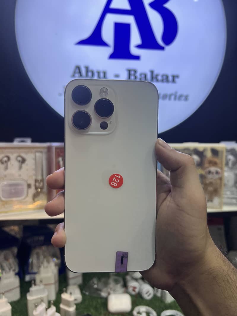 Iphone 14 pro max 0