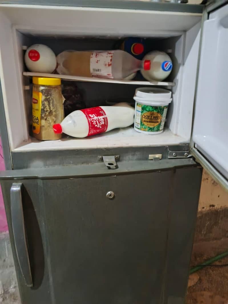 refrigerator 2