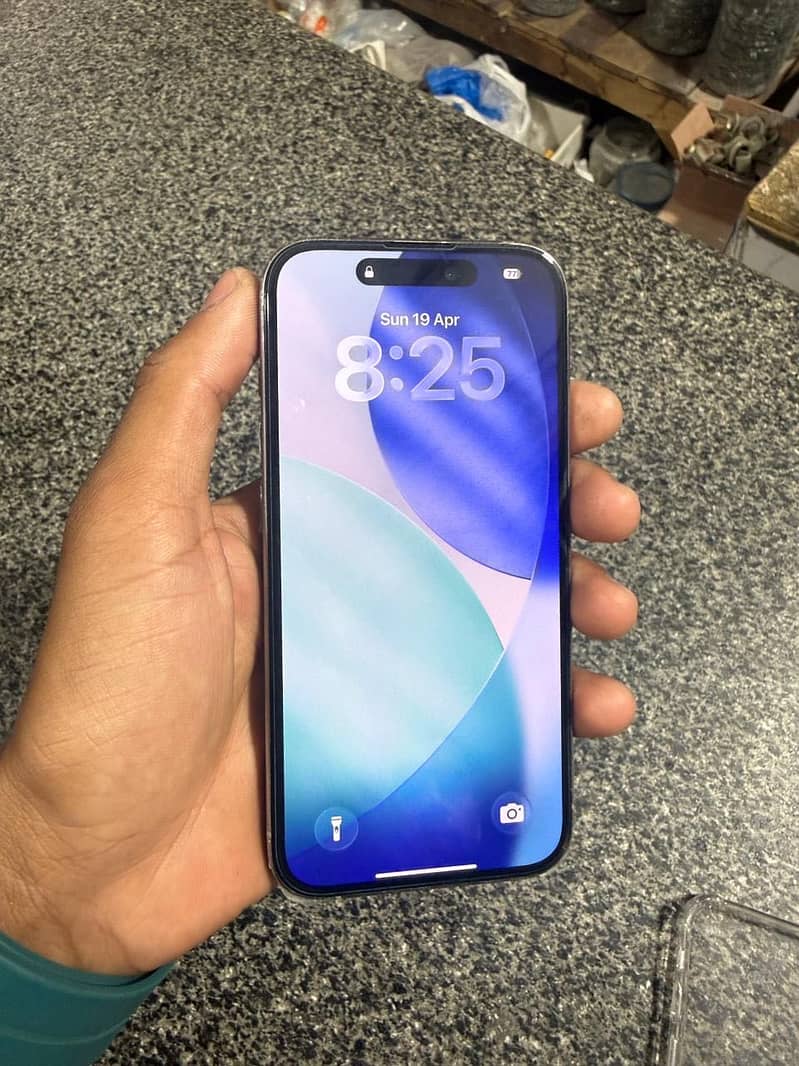 Apple iPhone 15 Pro 1