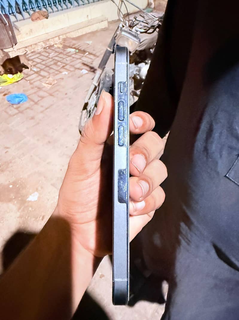 Apple iPhone 14 Pro 8