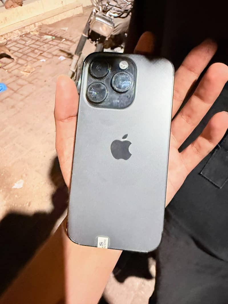 Apple iPhone 14 Pro 12