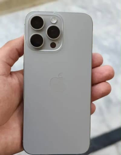 Apple iPhone 15 Pro Max