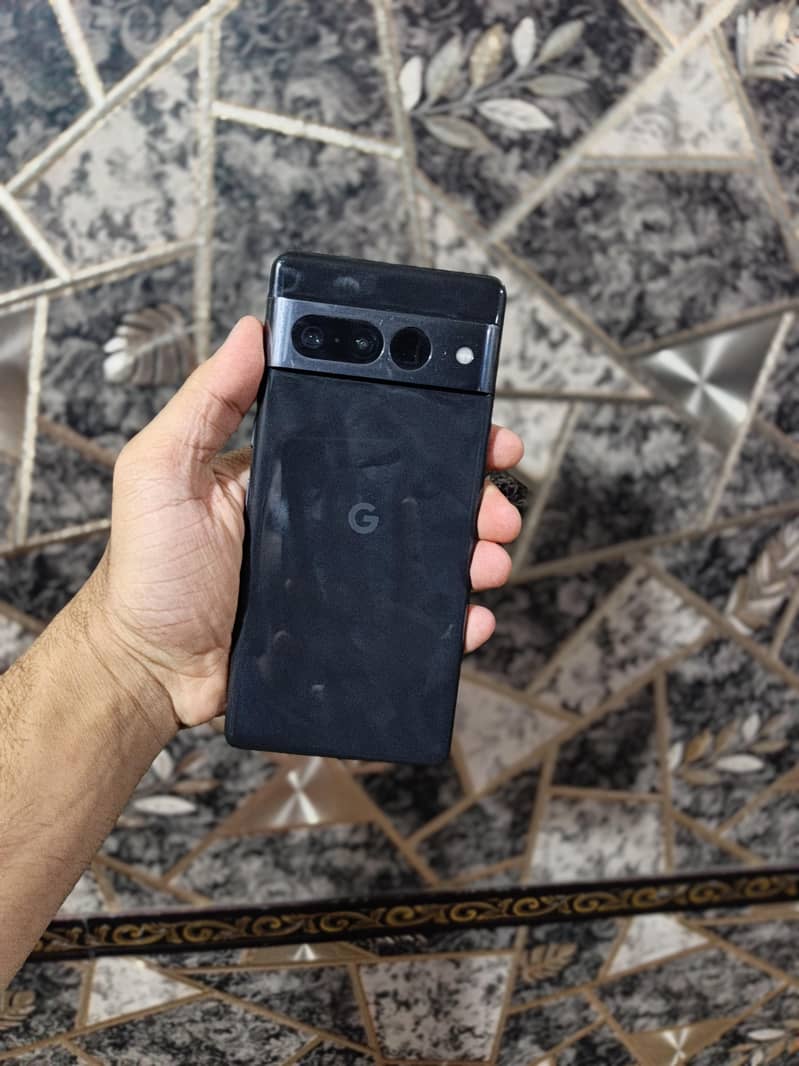 Google Pixel 7 Pro 6