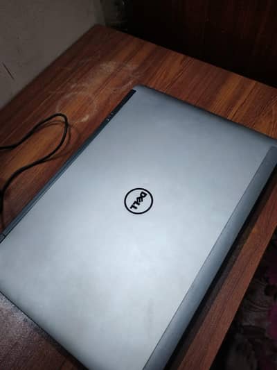 Dell Latitude E6440 (core i5 4th generation)  4/GB 128 GB SSD