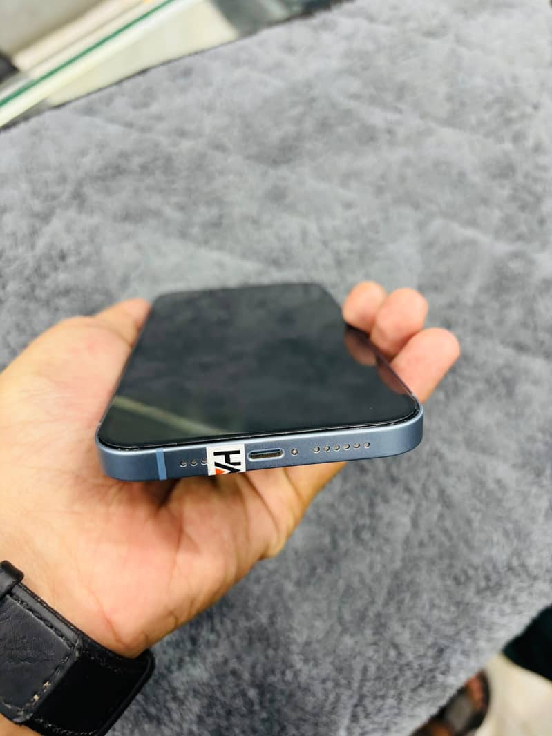 Apple iPhone 14 plus 4