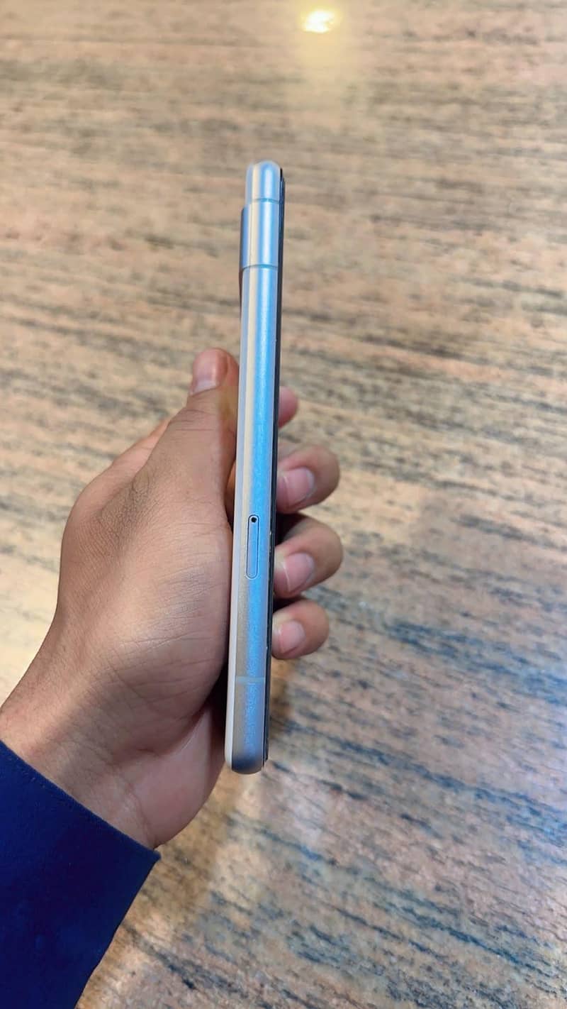 Google Pixel 7a 1