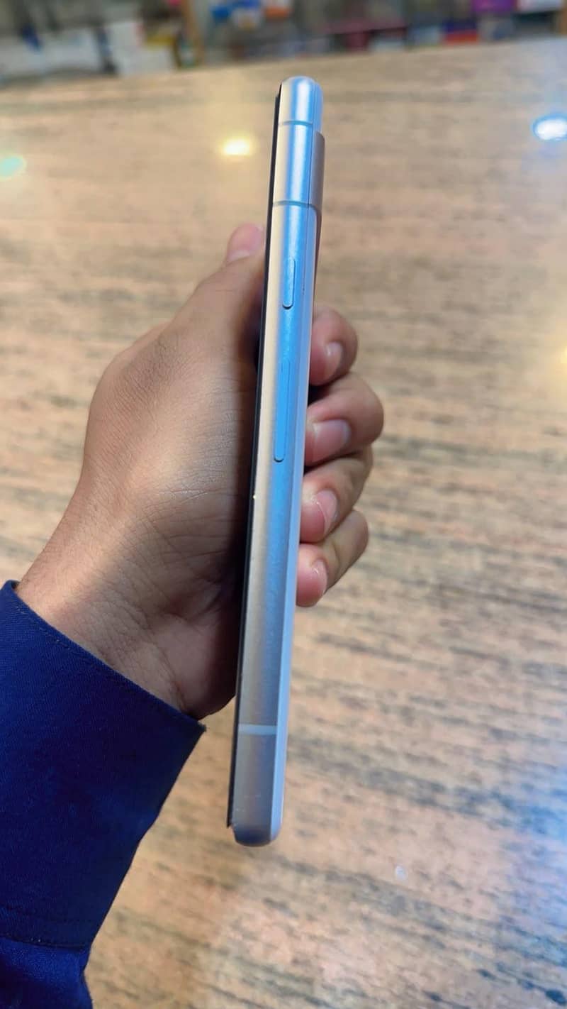 Google Pixel 7a 3