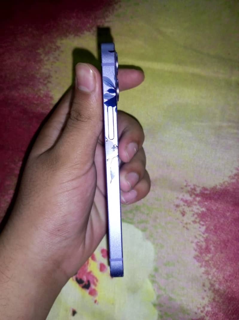 Apple iphone 12 mini 1