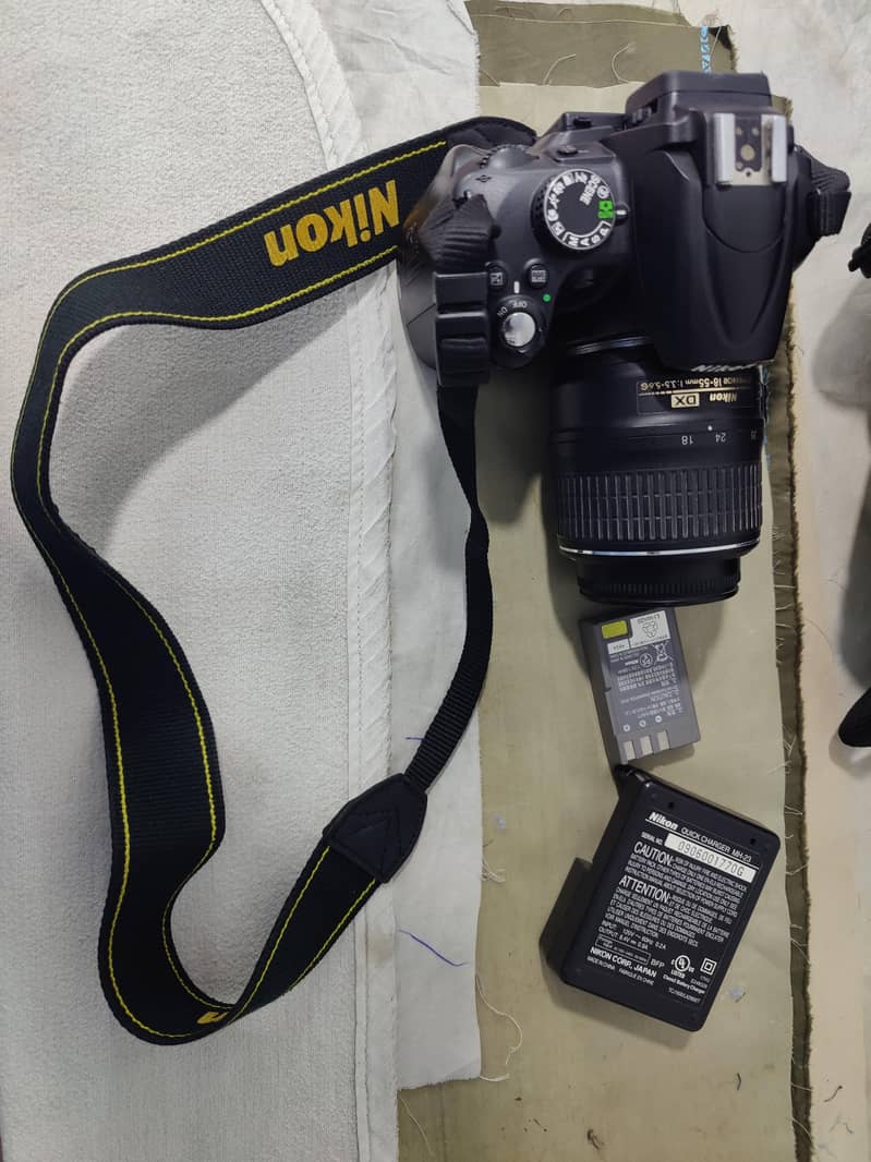 Nikon 6