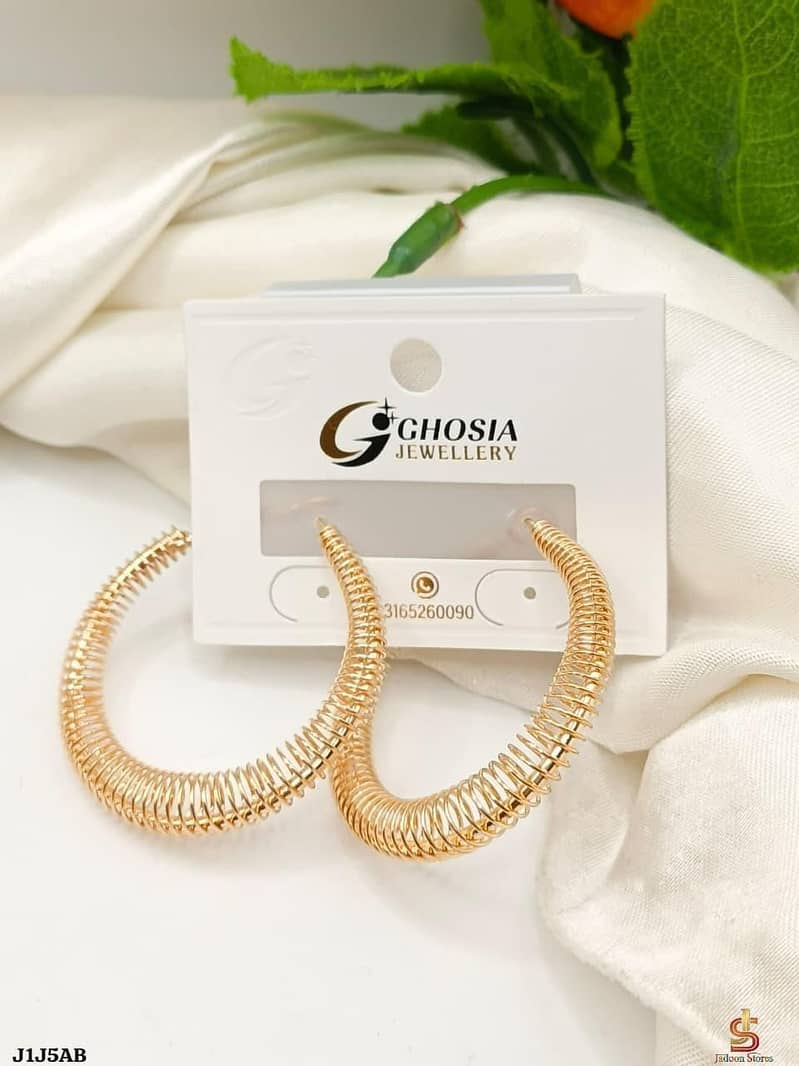earrings 18