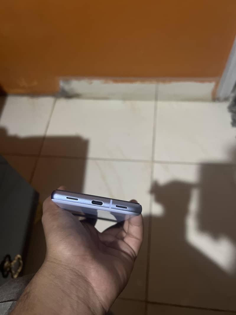 Google Pixel 7a 3