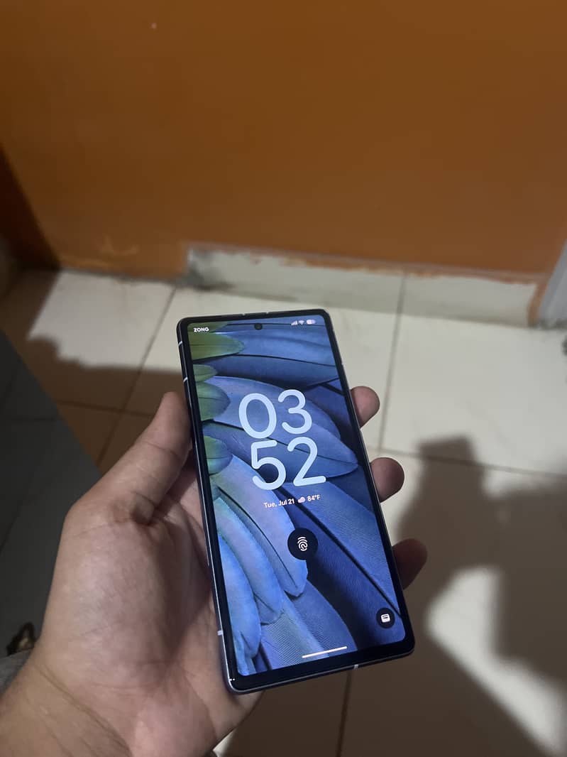 Google Pixel 7a 5