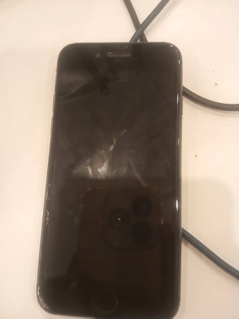 Apple iPhone 8 5