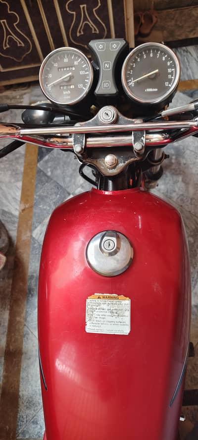 suzuki GS 150 17 model