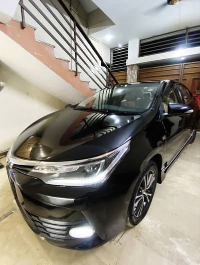 Toyota Corolla Altis 1.8 CVT 2017 genuine condition