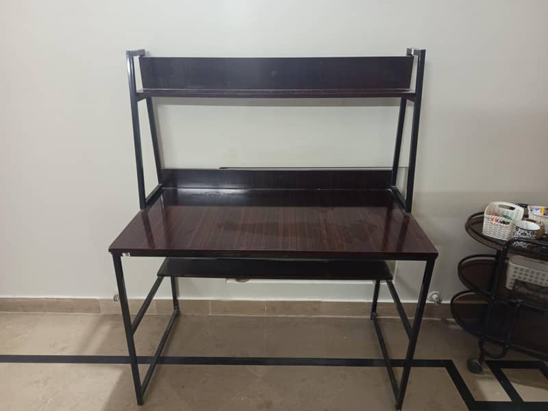Study table 2