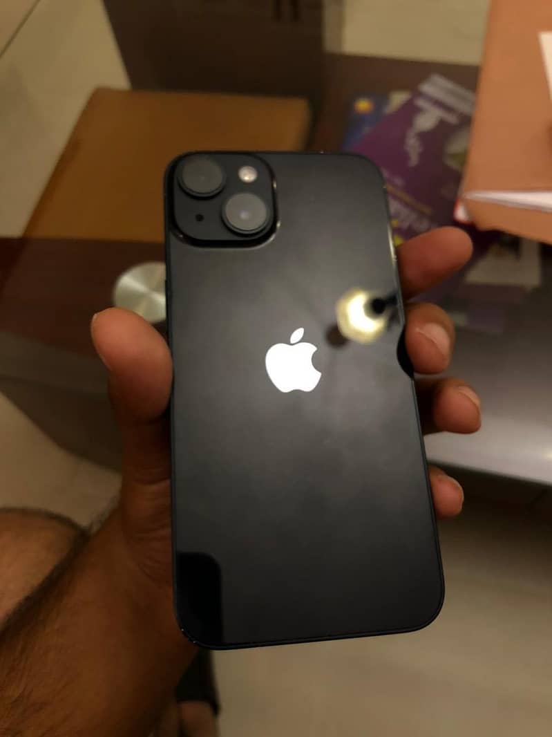 Apple iPhone 14 4