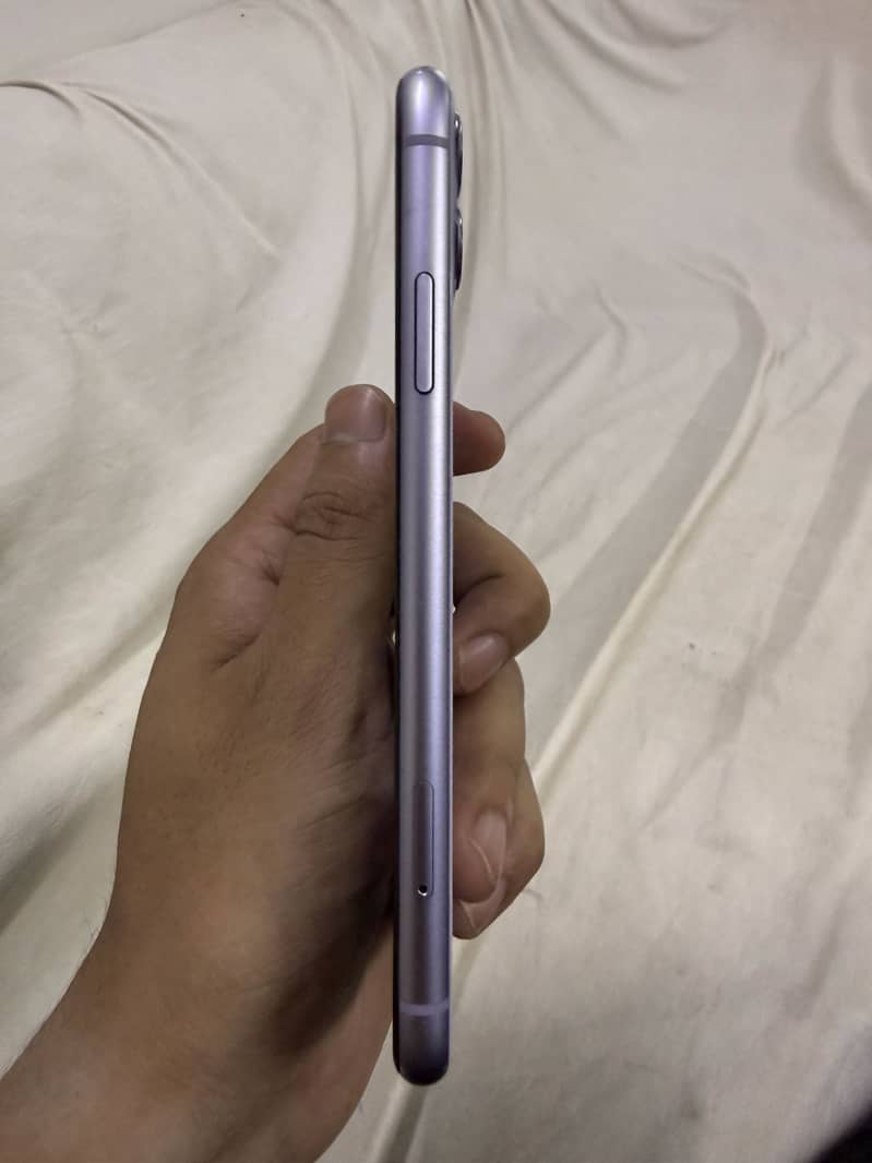 Apple iPhone 11 2