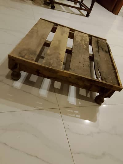 Fridge ka stool for sale