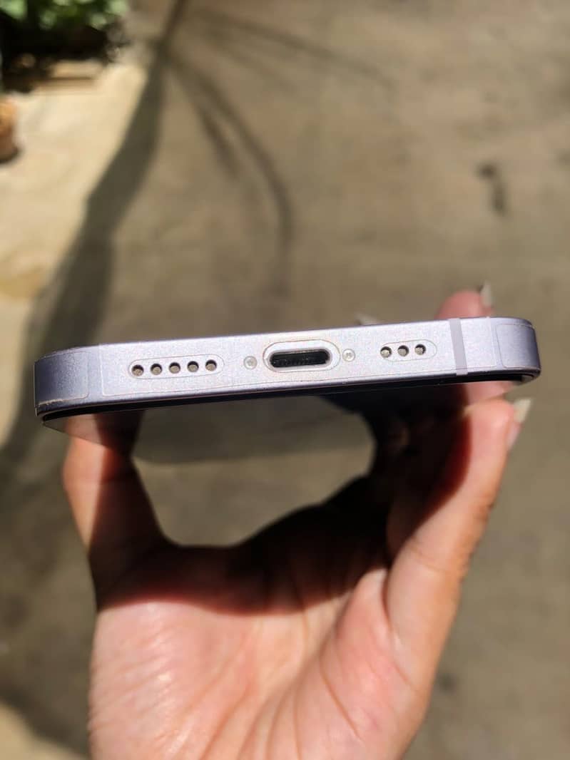 Apple iPhone 14 1