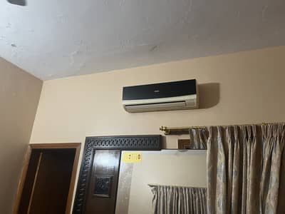 Haier AC 1 ton URGENT SALE