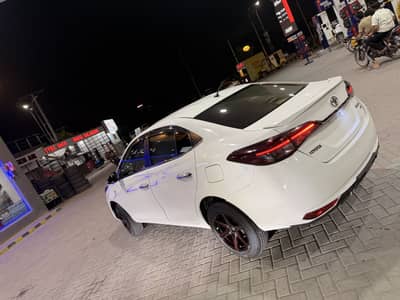 Toyota Yaris 2021
