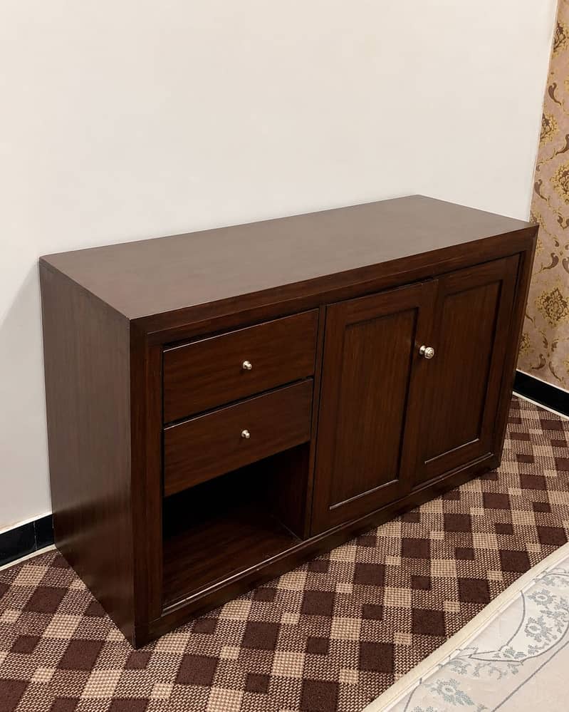Dressing + Mirror Set 1