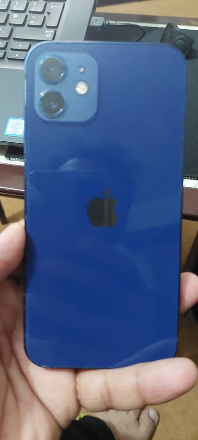 Apple iPhone 12