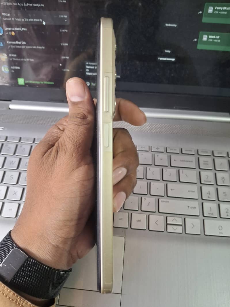 Realme C75 3