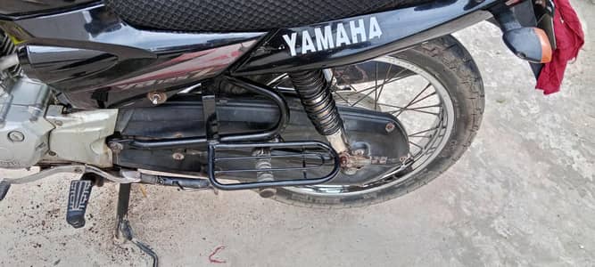 Yamaha YBZ Color black Model 17 exchange possible with car