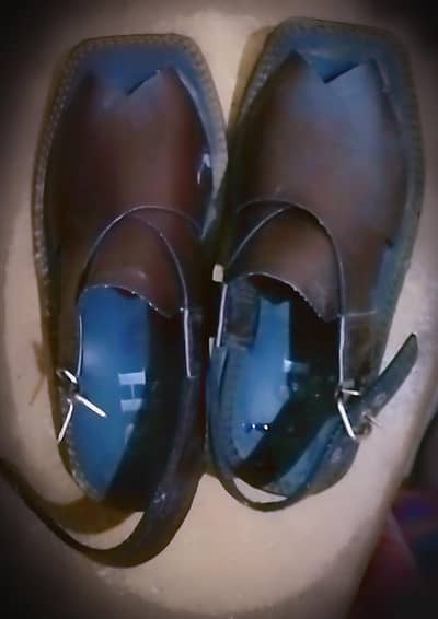 Kids pishawri chappal 
