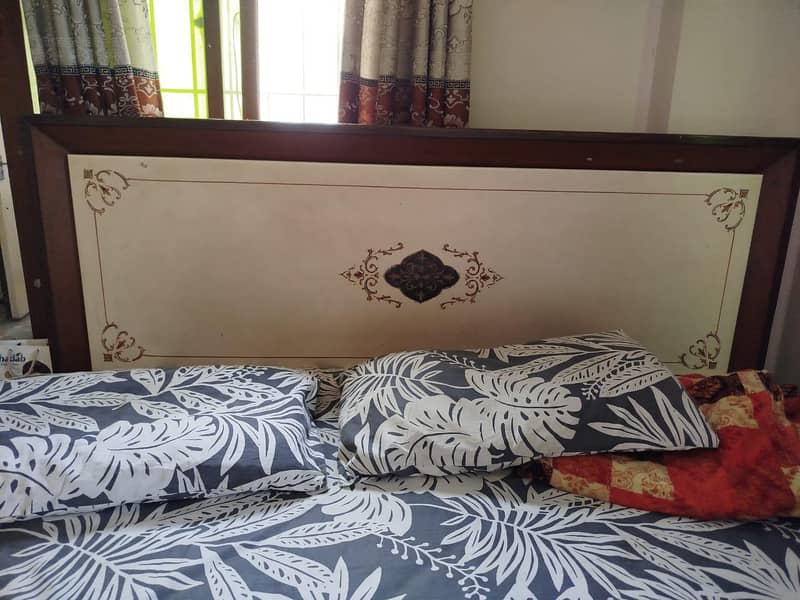 Bed and Side Table Set 11