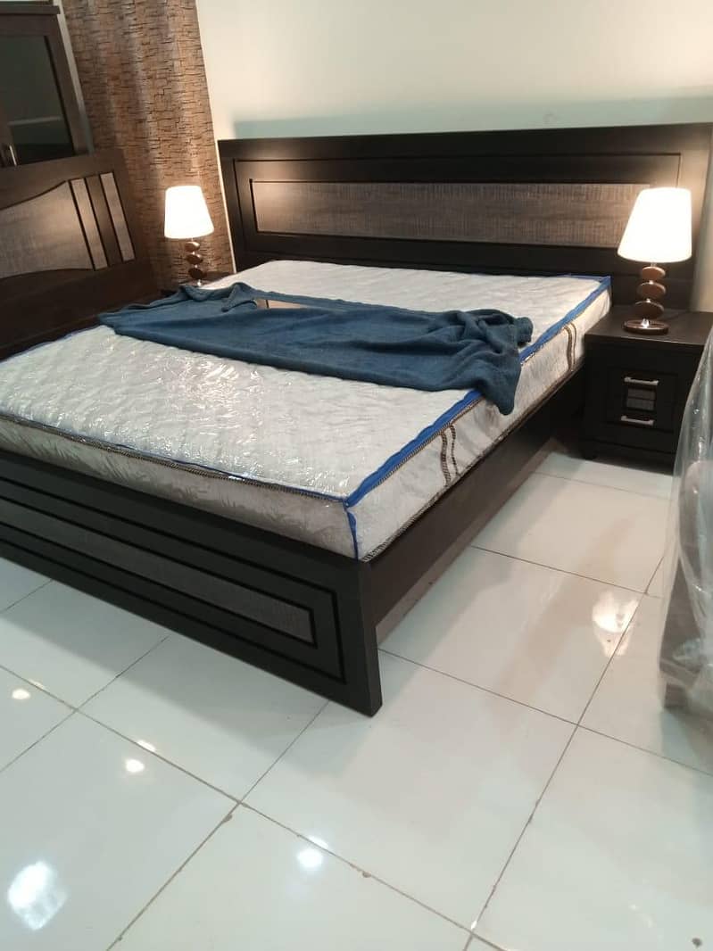bedroom set 0